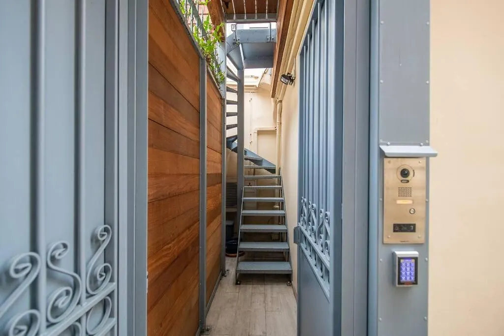 Apartman Etienne Pernet - Charming Studio With A Nice Private Terrace Párizs