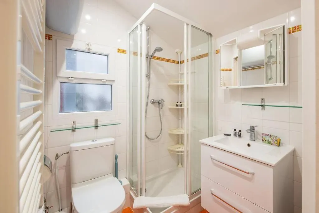 Etienne Pernet - Charming Studio With A Nice Private Terrace Paris 0*,  France
