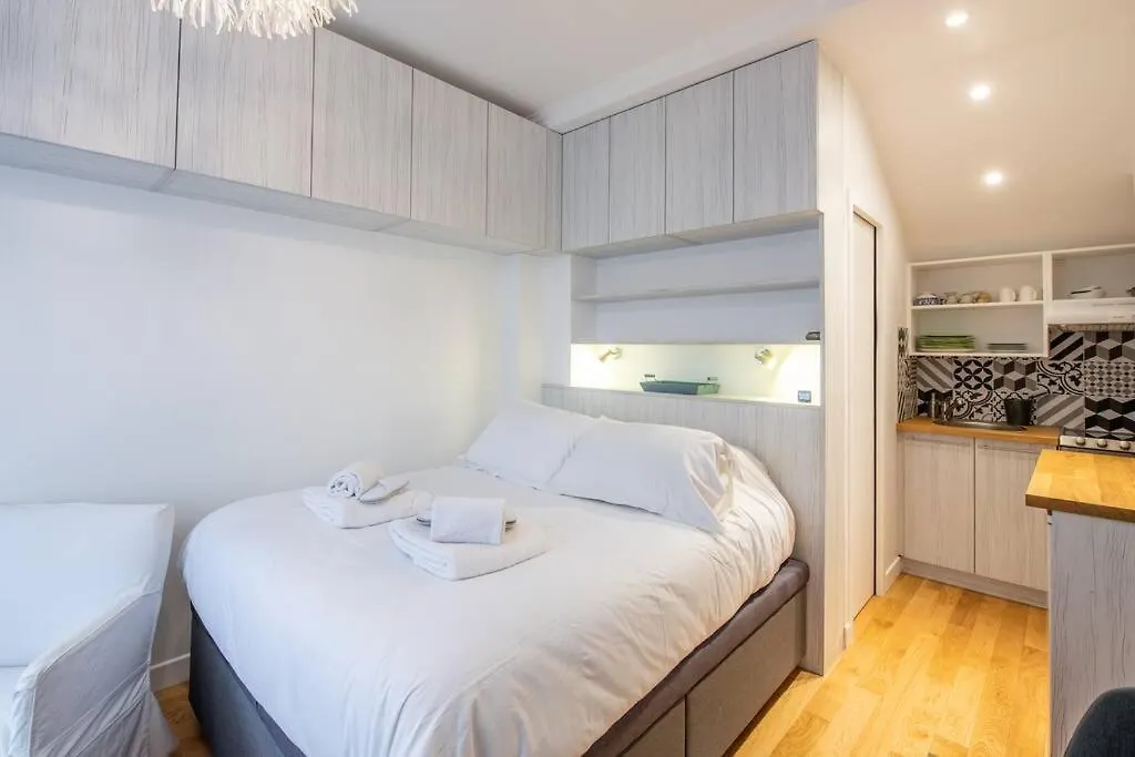 Etienne Pernet - Charming Studio With A Nice Private Terrace Paris 0*,  France